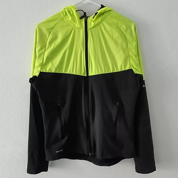 Nike Other - Nike Sweatere Men's Size M